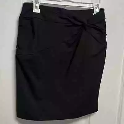 H&M Black High Waist Pleated Stretch Pencil Skirt Size 8 • $6.50