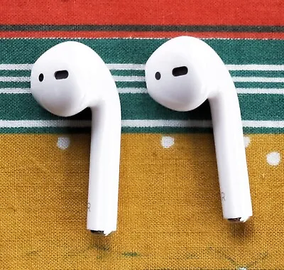 $20 • Buy 2 X Apple AirPods 2nd Gen  Untested For Functionality. Right Ear Side For Parts.