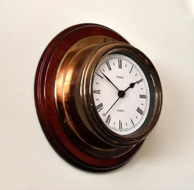 Vintage 70's Metamec Quartz Pothole Clock Naturally Aged Faux Brass Working Well • £27.50