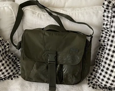 EUC Volcom Stone Dark Olive Army-Green Computer Messenger Bag 12x14 • $39.99