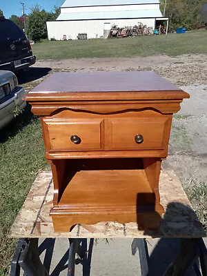 Mid Century Maple Formica Top Nightstand (NS132) • $359.10