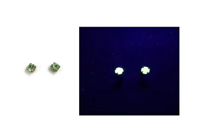 Pair Vintage Peridot Green Uranium Glass Rhinestone Gem Brass Stud Earrings V818 • $7.49