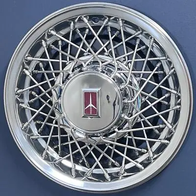 $189.99 • Buy ONE 1980-1984 Oldsmobile 88 98 Custom Cruiser # 4070A 15  Wire Hubcap # 22504976