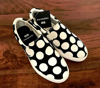 New Marimekko Uniqlo Women Black White Polka Dot Canvas White Rubber Sneaker 5.5 • $44.99
