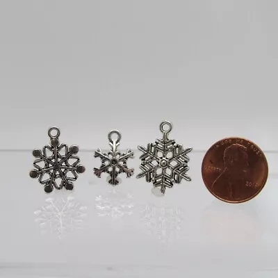 Dollhouse Miniature Christmas Tree Ornament Silver Snowflakes 3 Pcs CLD203 • $3.14