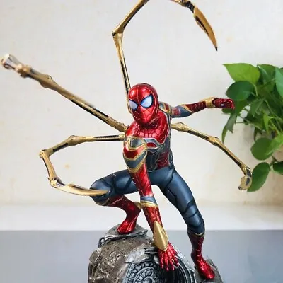 Ultimate Spiderman Action Figure 24cm  🕷️ • £34.99