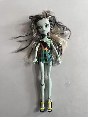 Monster High Mattel Gloom Beach Frankie Stein Doll W/ Clothing & Sandals • $10.99