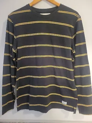 Modern Amusement Men's Medium Striped Crewneck • $9