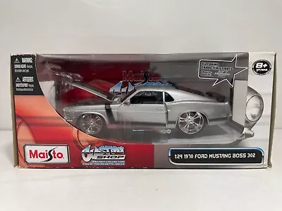 Maisto Custom Shop 1970 Ford Mustang Boss 302 Silver 1:24 Scale Die Cast • $29.99