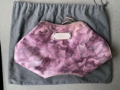$352 • Buy Alexander McQueen Manta Clutch Bag Pink/Purple