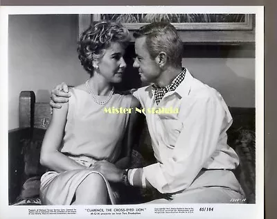 Marshall Thompson Betsy Drake In Clarence The Cross-eyed Lion Vintage 1965 Photo • $9.99