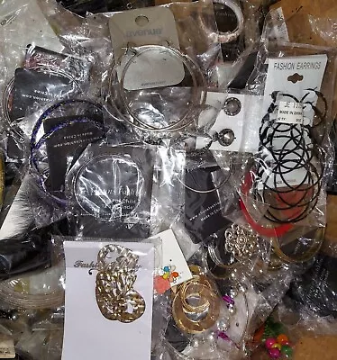 $199.99 • Buy 660 Items Lot  Wholesale Jewelry High End Quality Earrings/rings $0.29 Each One.
