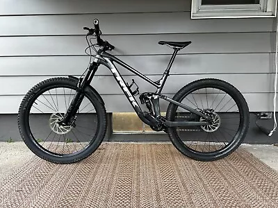 2021 SLASH 8 GX 29  LITHIUM GREY/DNISTER BLACK - Size L - Excellent • $2300