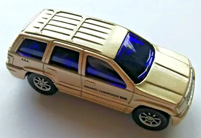 2000 Jeep Grand Cherokee Limited SUV 1:64 Scale Maisto Die Cast 4x4 New & Loose • $24.99