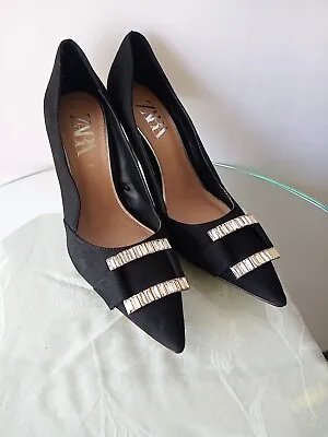 Zara Black Suede Pointed Toe Pumps Heels Shoes W/ Rhinestone Detail Size EU 39/9 • $49