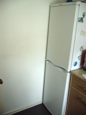 £135 • Buy Hotpoint White First Edition Fridge Freezer 2 Years Old Good Clean Condition