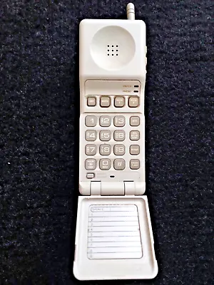 MOTOROLA AMERICA SERIES MODEL 2125 Vintage 1996 Cordless Gray Flip Phone Handset • $74.95