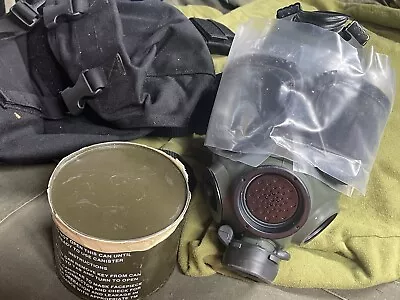 US Military M40 Gas Mask Size LARGE With Bag 40mm C2 Filter NBC  Lens Cover • $164.95