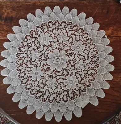 Vinyl Tray Covers Doilies Placemats Table Cloths 🎀 Wedding Floral Cream 40 Cm • $3.16