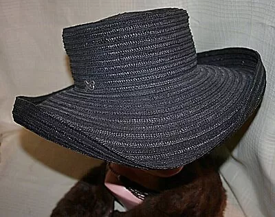 Elegant Betmar New York Wide Brim Black Straw Hat 2  Upturn Brim • $21.50