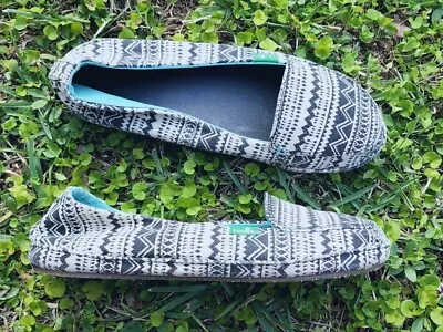 Sanuk Mirage Tribal Print Slip On Sidewalk Surfer Shoes Flats Womens Us 7 • $25