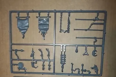 Warhammer Fantasy Skeleton / Skaven / Goblin Command Sprue OOP • $11.99