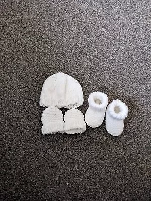Hand Knitted Baby Hat Mittens And Booties Set Size Premature - White • £1.75