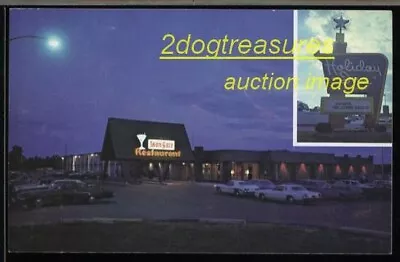 GAYLORD MI HOLIDAY INN IRON GATE RESTAURANT NIGHT VIEW Mich Michigan Otsego Cnty • £3.85