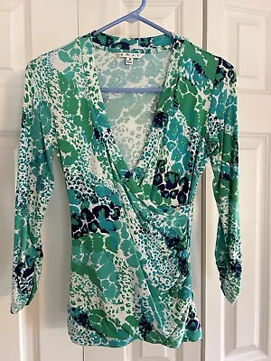 Cabi Womens Faux Wrap Top Blue Long Sleeve V Neck Stretch Ruched Blouse S • $8