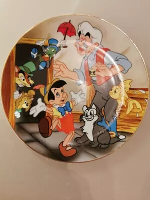 Disney Kenleys Pinocchio Plate. Collectors  • £12.99