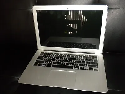 Early 2014 13-inch Macbook Air 1.7 GHz I7 8GB DDR3 256GB SSD BTO • $375