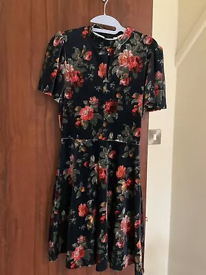 Oasis Floral Dress Size XS • £3