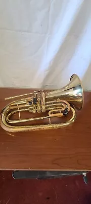 King  1124  Baritone • $500