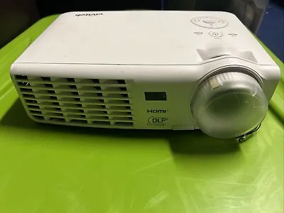 Projector Vivitek D537W DLP  WXGA Portable 3200 Lumens 1080i HD HDMI No Remote • $50