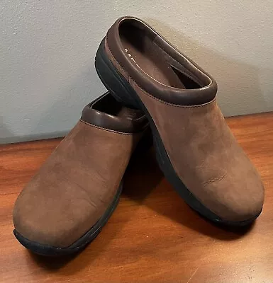 Merrell Women's 9.5 M Clogs Shoes Encore Nova Slip On Brown Suede Leather • $36