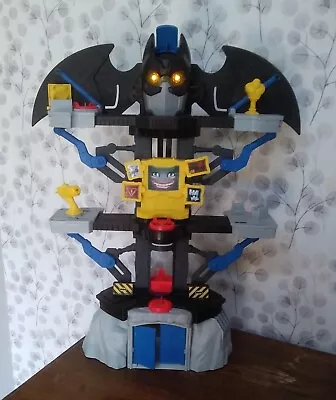 Imaginext Mattel DC Comics 2014 Transforming Batcave Batman Playset • £12