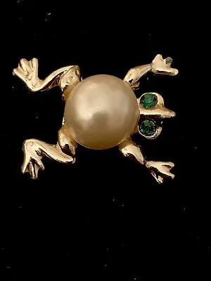 Vintage Frog Pearl Cabochon Jelly Belly Brooch Pin Green Eyes Costume Jewelry • $10
