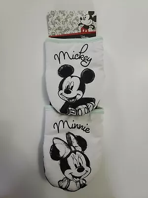 Disney 2 Pack Oversized Mini Oven Mitts Mickey And Minnie Mouse Kitchen Décor  • $15.99