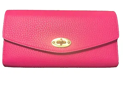 2023 Mulberry Darley Wallet In Classic Mulberry Pink Heavy Grain—was $450 • $250