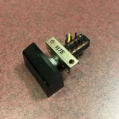 Marantz TT170 Turntable Parts - Speed Selector Switch • $1.25