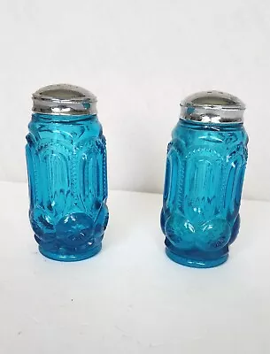 L E Smith Aqua Glass Moon And Stars Salt And Pepper Shakers-Pristine! • $24.92