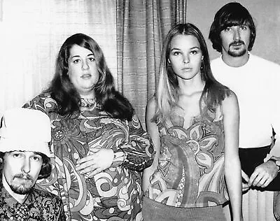 Mamas And The Papas Black And White 8x10 Picture Celebrity Print • $3.98