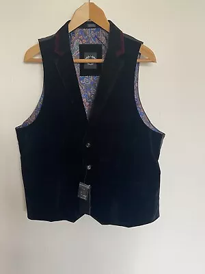 XPOSED LONDON 48” Chest Men’s Black Velvet Collared Waistcoat BNWT  STEAMPUNK • £14.99