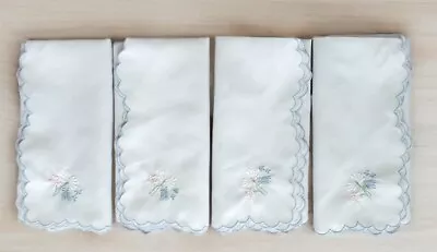 4 Vintage Floral Embroidered Dinner Napkins Linen Blue Scalloped Edges 16 X 16” • $19.95