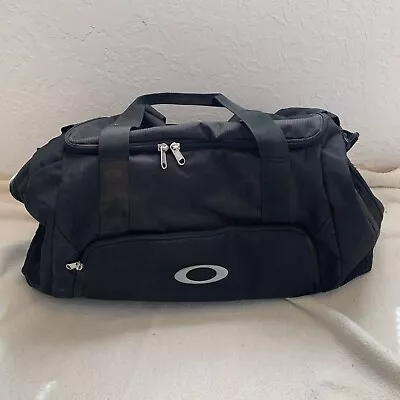 Oakley Duffle Bag Large Black We-Ko-Pa Golf Club Shoulder Strap • $29.95