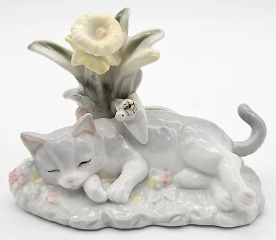 Vintage Gray Cat Figurine Seymour Mann Hand Crafted Porcelain Kitten Flowers • $22.10