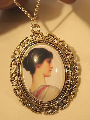 Lovely Swirled Rim Goldtone Portrait Of Greek Goddess Muse Pendant Necklace • $14.24