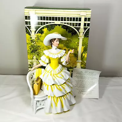 Avon 1990 Presidents Club Albee Award Figurine Full Yellow Dress Chair Sales Kit • $15.99