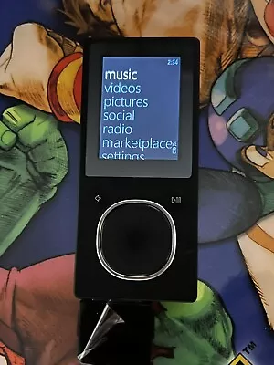 Microsoft Zune Black 4GB Digital Media Player. Tested&Works Needs New Battery. • $34.95