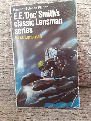 First Lensman E.e. Doc Smith Science Fiction Paperback Book Panther 1976 • £3.99